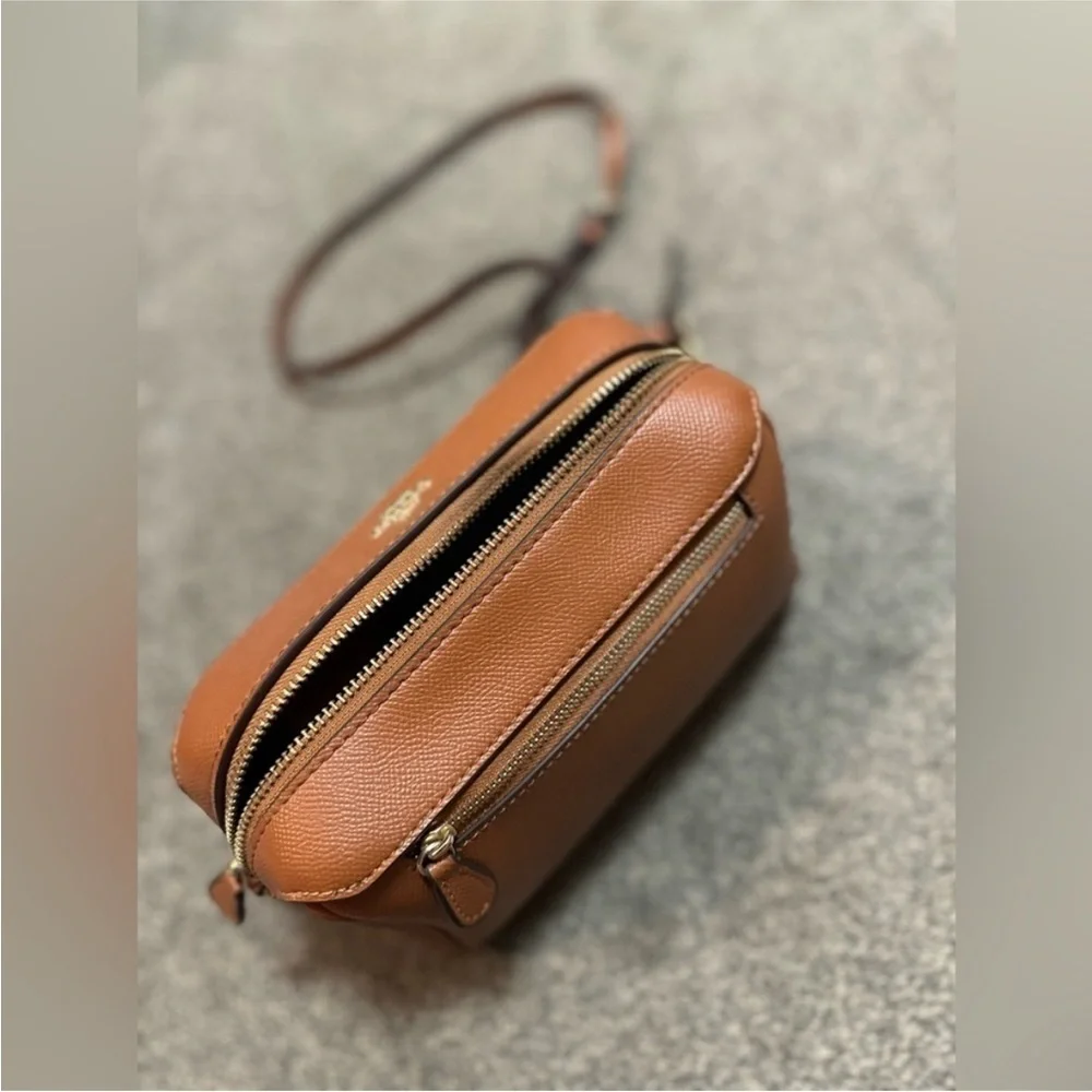 Coach Bennett Crossbody Leather Bag classic brown perfect for fall - Picture 4 of 4